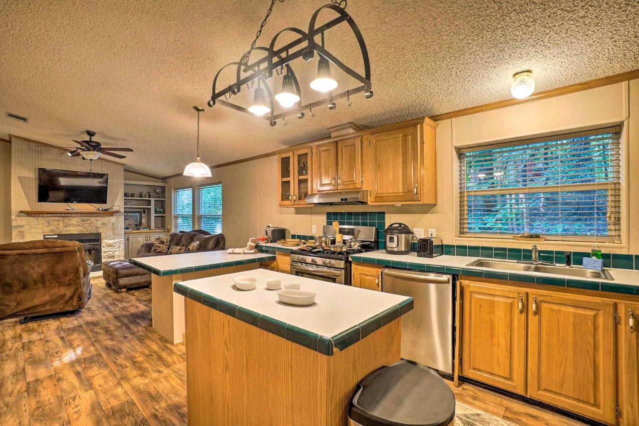 Villa Broken Bow Oasis Hot Tub, Fire Pit And Patio Exterior foto